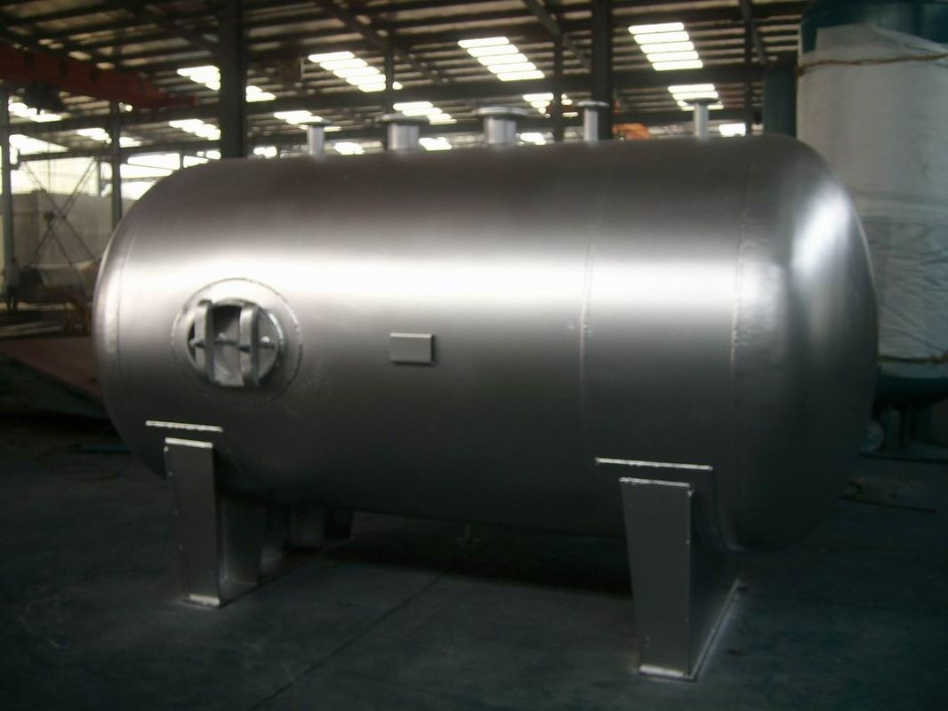 静止した横の窒素のステンレス鋼タンクおよび圧力容器